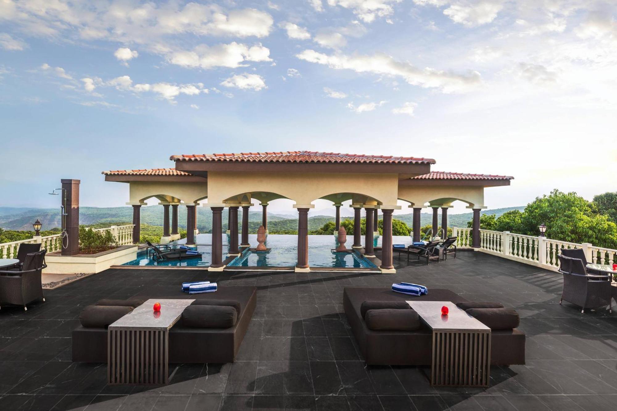 Le Meridien Mahabaleshwar Resort&Spa Exterior foto